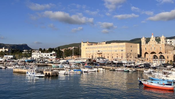 Histoire: Saint Etienne des Soeurs des Saints Coeurs - Batroun